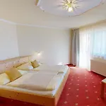 Voralpenhotel Schmoller Hotell Sankt Georgen im Attergau
