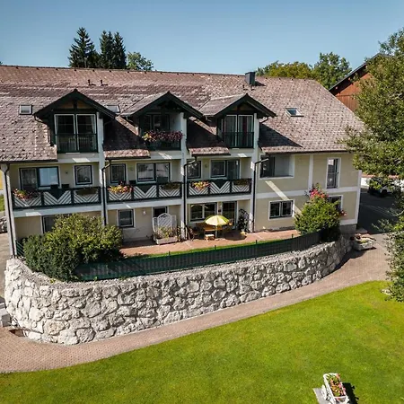 Voralpenhotel Schmoller Hotell