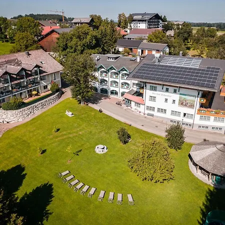 Hotell Voralpenhotel Schmoller Sankt Georgen im Attergau