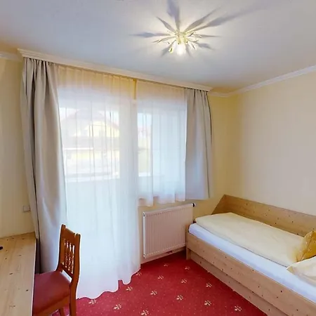 Voralpenhotel Schmoller Sankt Georgen im Attergau