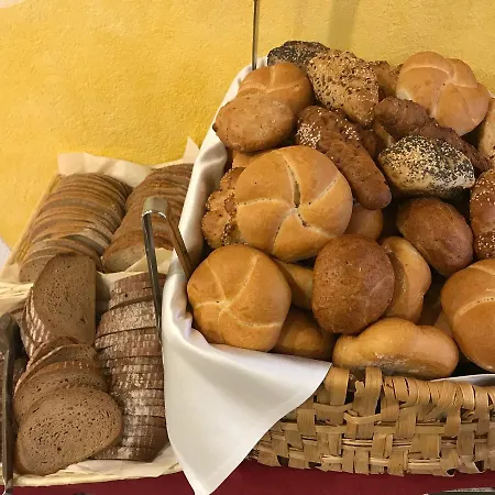 Hotell Voralpenhotel Schmoller Sankt Georgen im Attergau