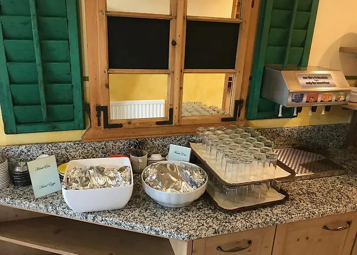 Voralpenhotel Schmoller St. Georgen im Attergau