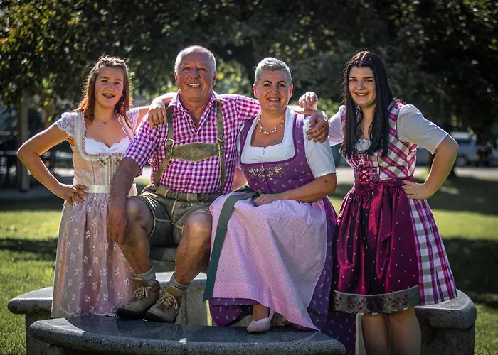 Hotel Voralpenhotel Schmoller 3*