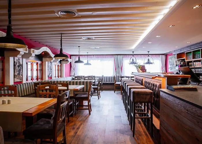 Voralpenhotel Schmoller Hotell